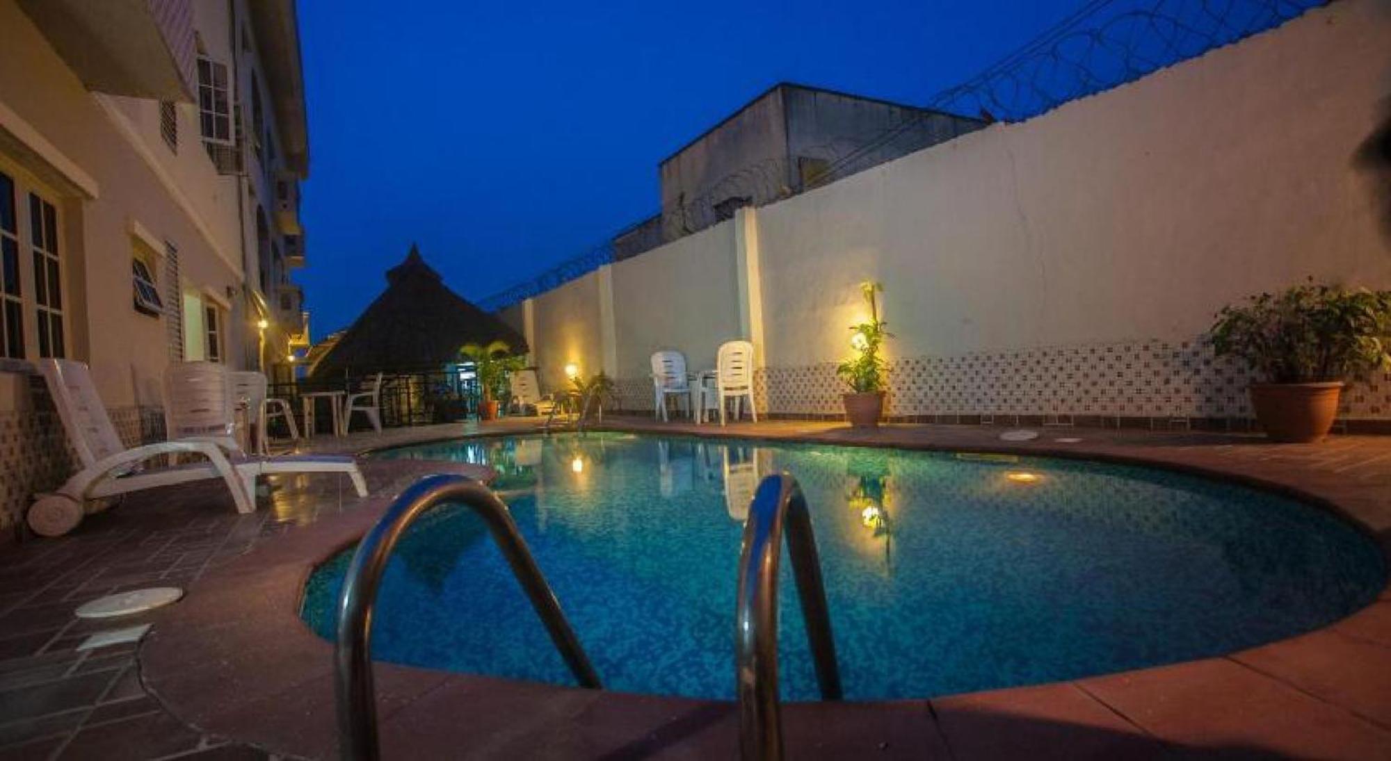 Room In Lodge - Apartment Royale Hotel-3 Bd Apartment Ikeja Zewnętrze zdjęcie